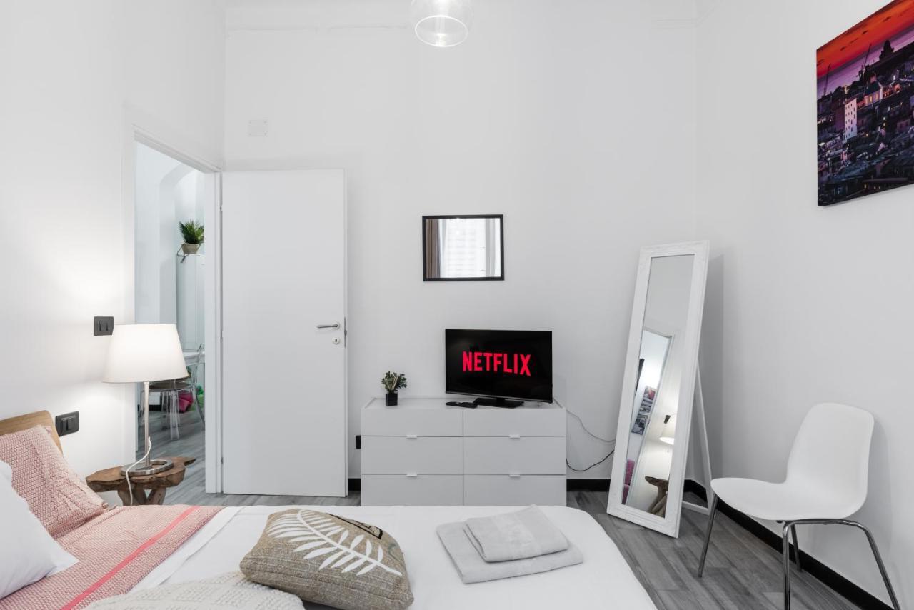 Acquario 5' Free Wifi & Netflix "Prione" By Tilo Apartment'S 제노바 외부 사진